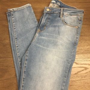 Old Navy Rockstar Super Skinny Jeans.